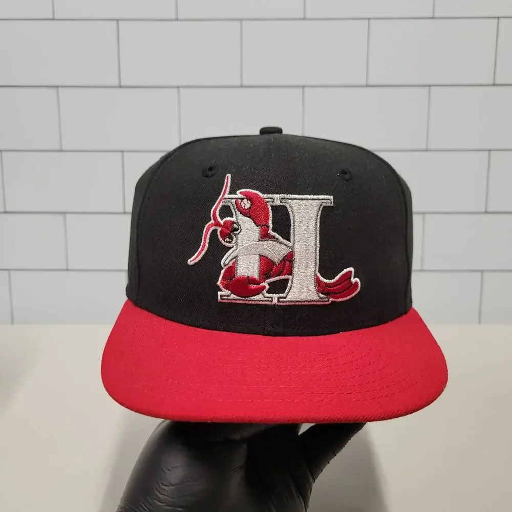 New Era 59FIFTY Hickory Crawdads MiLB Fitted Hat Black Red Size 7 1/4